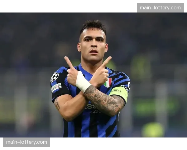 劳塔罗欧冠附加赛伤退影响国米 锋线核心健康状况引关注